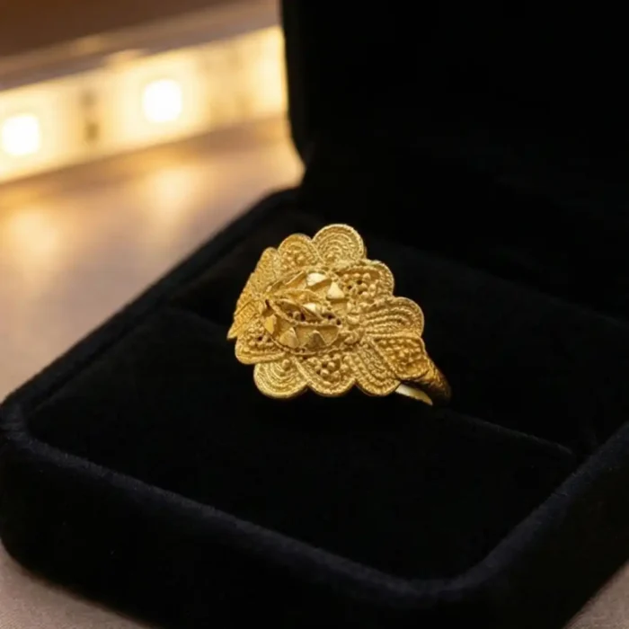 Traditional Indian Gold-Plated Filigree Steel Ring - Image 6